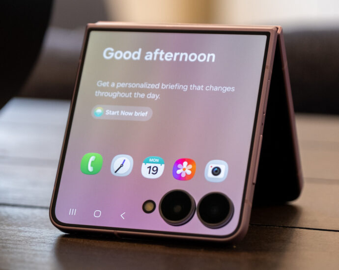 Samsung Galaxy Z Flip 8 Review: Iteration Overshadowed By Innovation