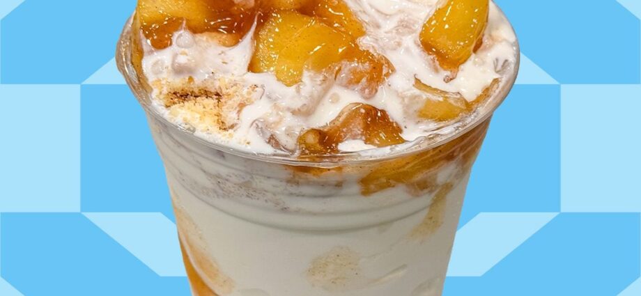 Costco’s New $2.99 Sundae Is the Best Food Court Dessert I’ve Ever Tried
