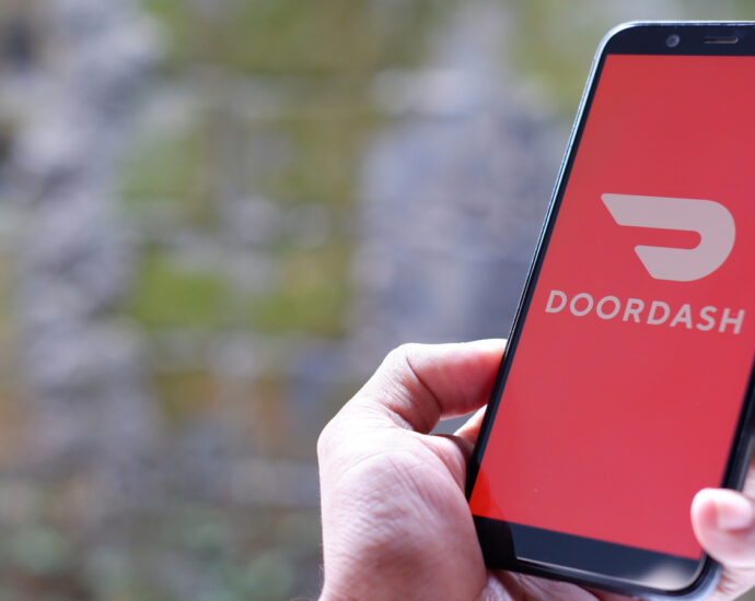 DoorDash acquires Instacart in $17 billion delivery service merger