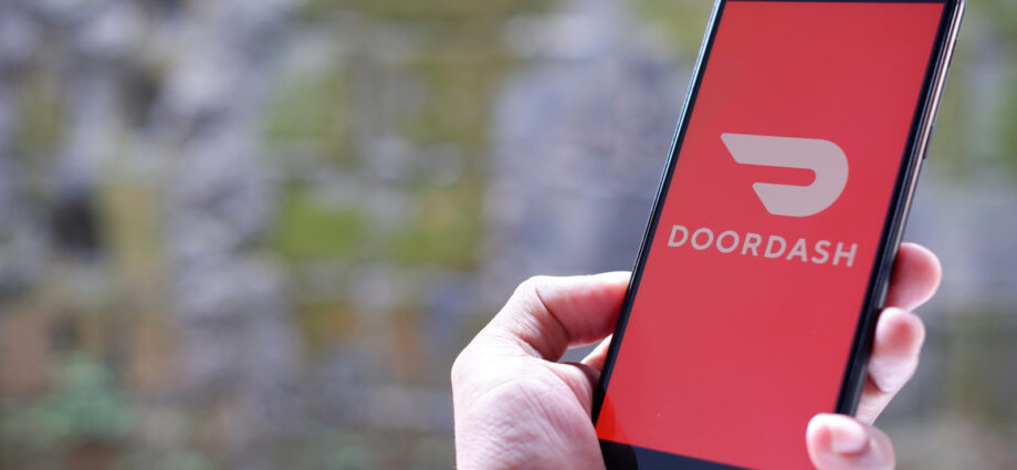 DoorDash acquires Instacart in $17 billion delivery service merger